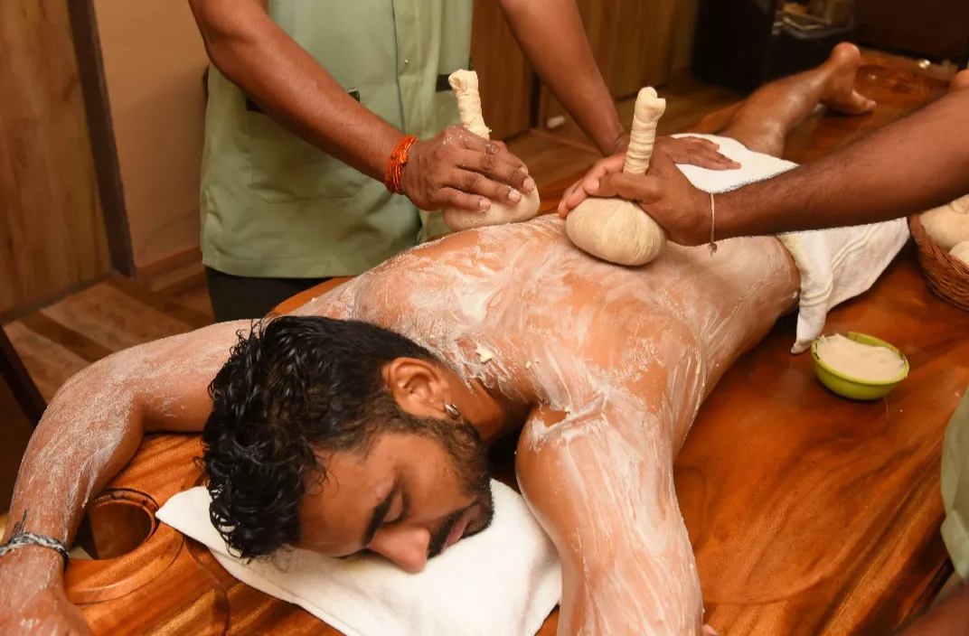 Njavarakizhi Therapy